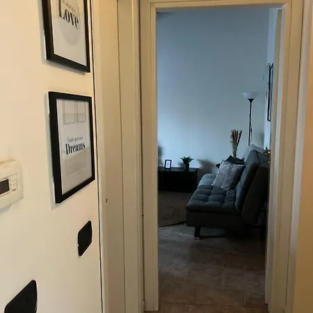 Casa Polly 1 - Intero Ristrutturato - * Voghera